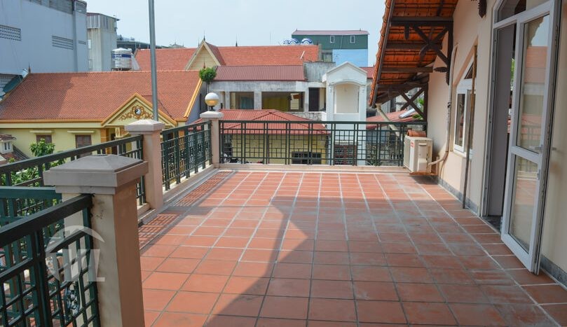 Furnished house with swimmng pool in to rent Tay Ho district Hanoi