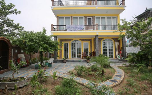 Garden house to rent next to French Highschool in Hanoi Long Bien area