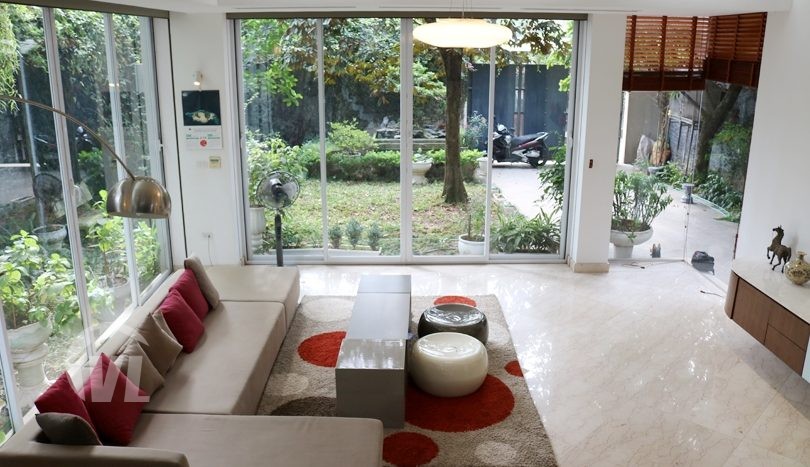 Modern and minimalist furnished house to rent in Tay Ho