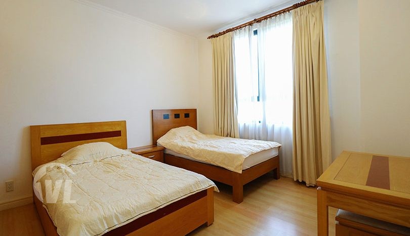 Serviced apartment in Tay Ho to lease with swimming pool and fitness