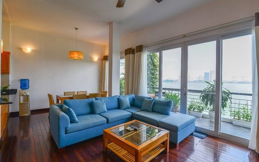 Spacious apartment with lake view, 3 bedrooms in Tay Ho