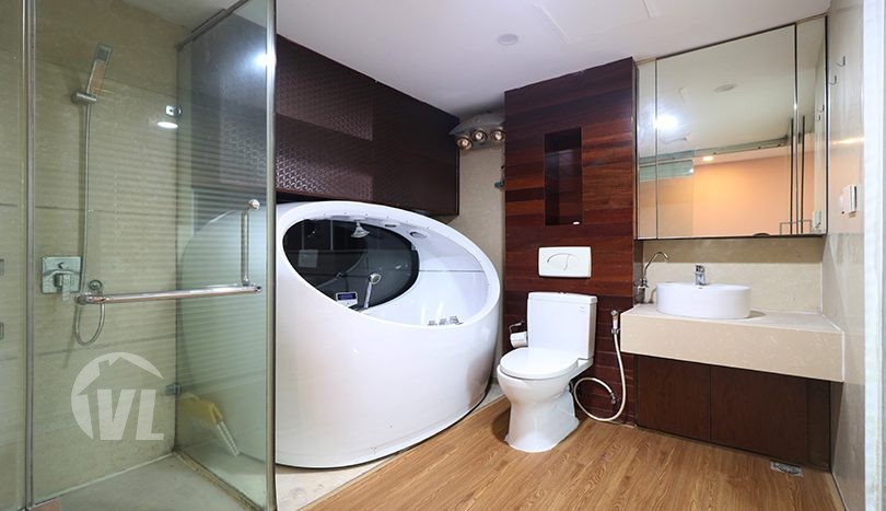 200 sq m 3 bedroom apartment in Hoan Kiem Pacific Place Hanoi