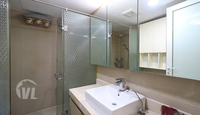 200 sq m 3 bedroom apartment in Hoan Kiem Pacific Place Hanoi