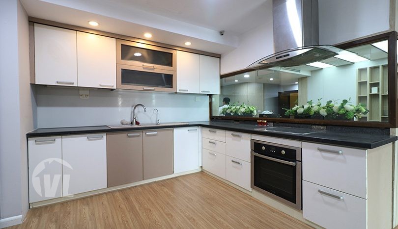 200 sq m 3 bedroom apartment in Hoan Kiem Pacific Place Hanoi