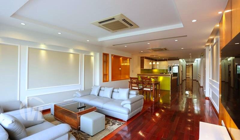 220 sq m 3 bedrooms apartment to rent in Lang Yen Phu Hanoi