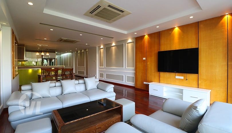220 sq m 3 bedrooms apartment to rent in Lang Yen Phu Hanoi