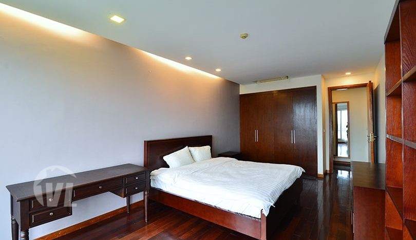 Hanoi duplex serviced apartment to rent in Tay Ho with West Lake view