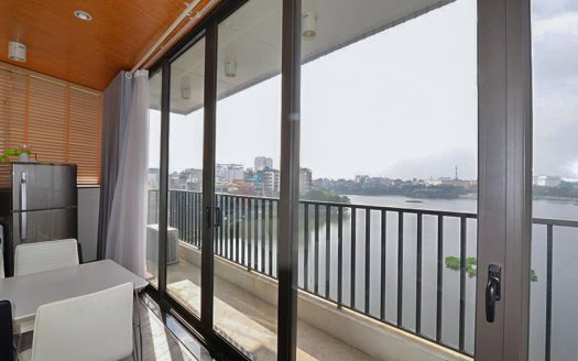 Lake view 1 bedroom apartment in Truc Bach with a balcony