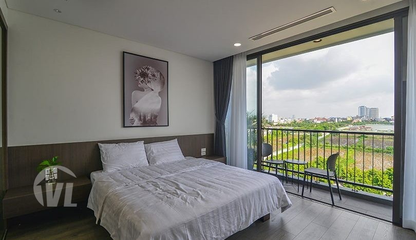 Lake view 3 bedrooms apartment in Trinh Cong Son street, Tay Ho