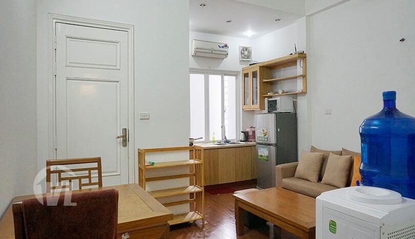 Spacious 1 Bedroom Apartment For Rent In Thi Sach Street, The Old Quarter