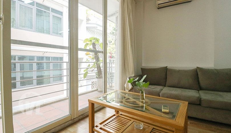 Spacious 1 Bedroom Serviced Apartment For Rent In Linh Lang
