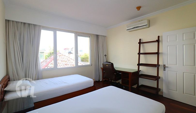 2 bedrooms apartment to rent close to French Embassy in Hanoi