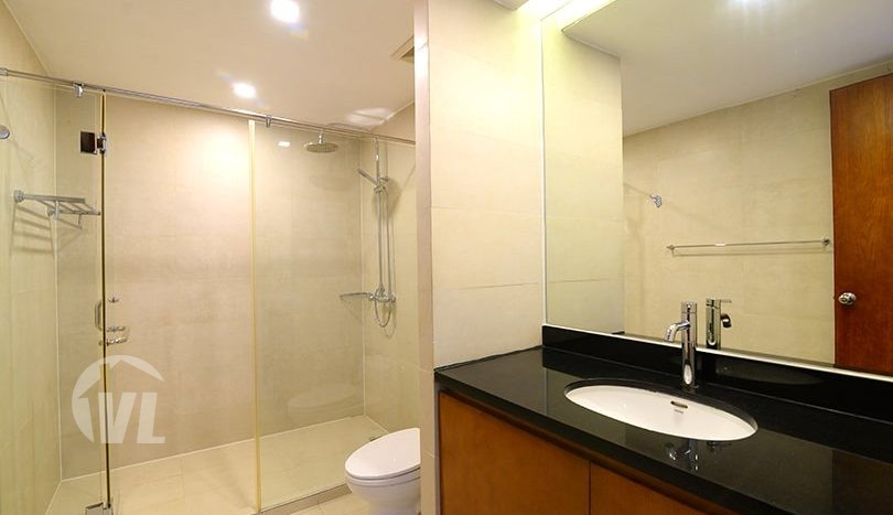 3 beds duplex to rent in Hanoi with West Lake view
