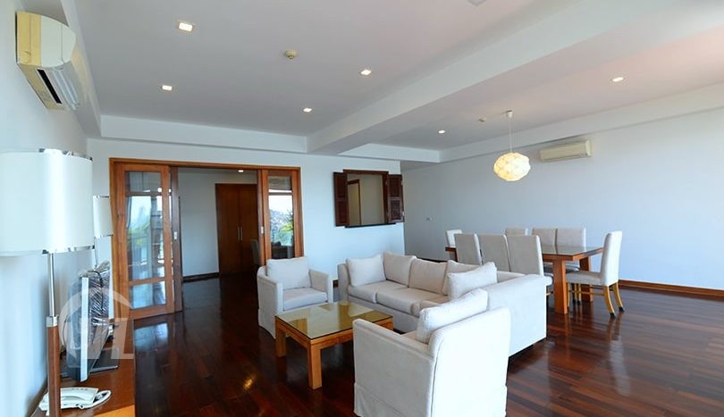 3 beds duplex to rent in Hanoi with West Lake view