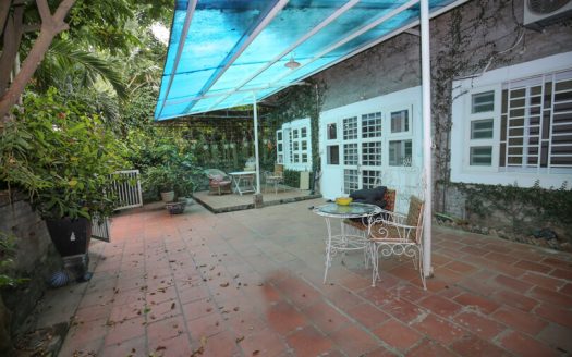 Courtyard garden house in Tay Ho, 1 storey with 2 bedroom