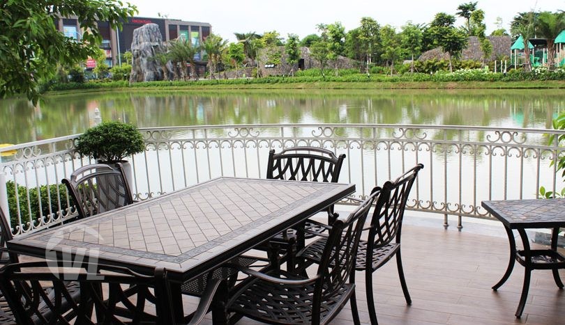 Exclusive_Vinhomes_Riverside_detached_villa_to_rent_Long_Bien_Hanoi