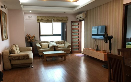 Furnished 3 bedroom apartment in Vuon Dao Lac Long Quan