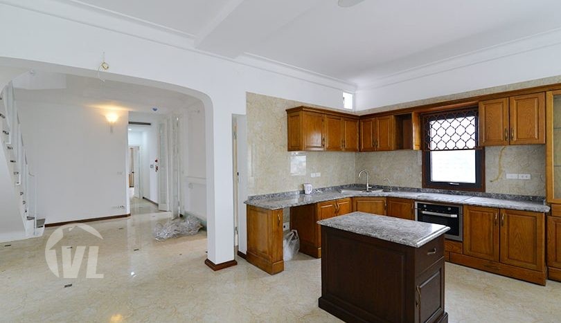 New 4 bedrooms serviced apartment to rent in Tay Ho area Hanoi