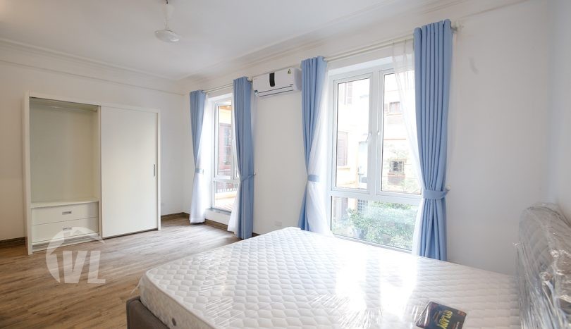 New furnished house for lease in Tay Ho modern and bright