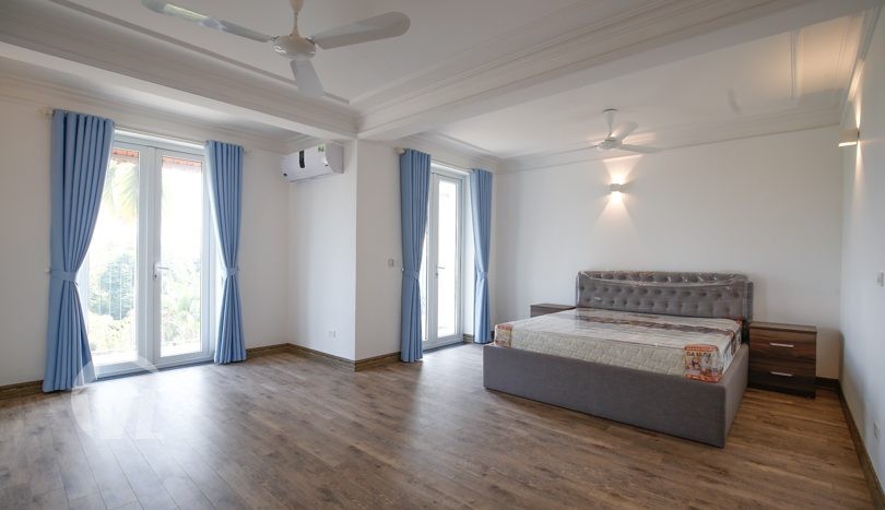 New furnished house for lease in Tay Ho modern and bright