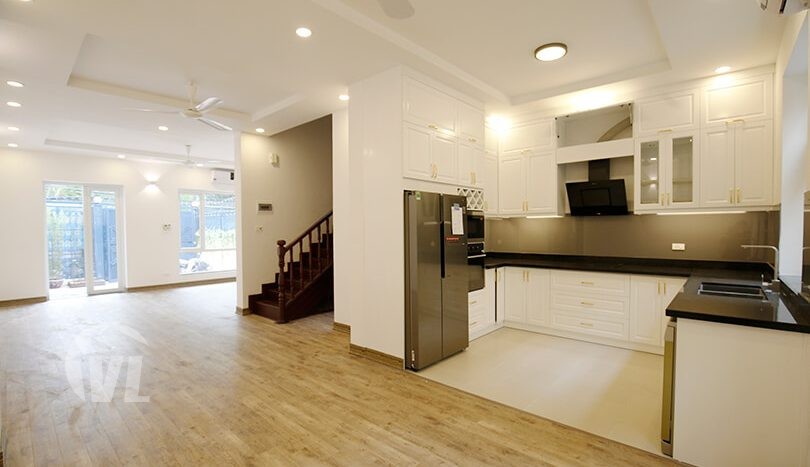 New furnished house for lease in Tay Ho modern and bright
