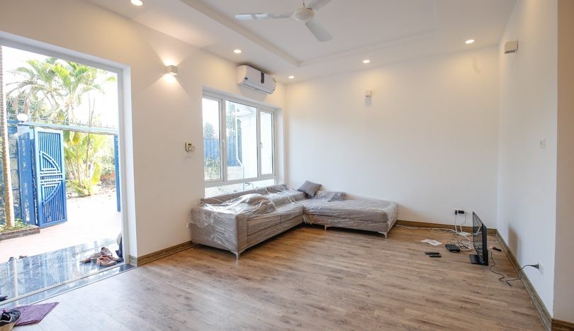 New furnished house for lease in Tay Ho modern and bright