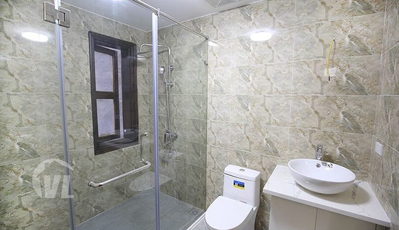Renovated and furnished 5 beds house to rent on Xuan Dieu Tay Ho area