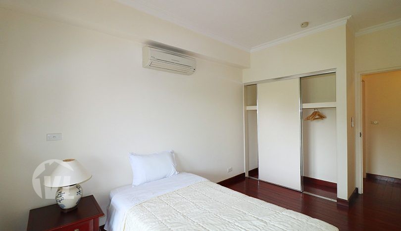 Spacious 3 beds serviced apartment to lease in Hoan Kiem Hanoi