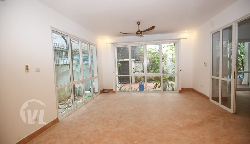 Spacious house to rent with swimming pool and garden in Tay Ho