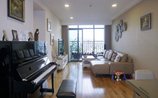 hoang-thanh-stunning-02-bedroom-apartment-for-rent (1)