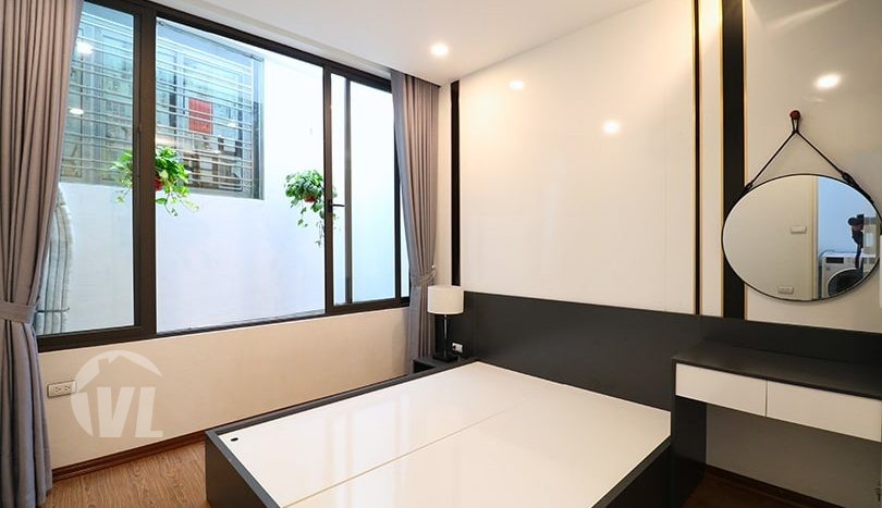 Lakeview Bright 1 Bedroom Serviced Apartment For Rent In Nhat Chieu Street, Tay Ho