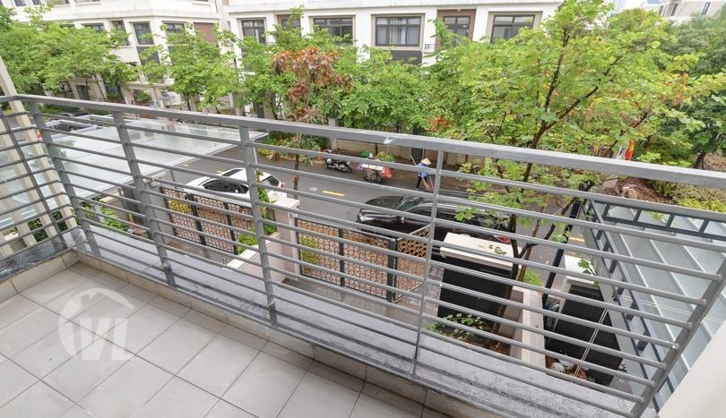 MInimally Furnished 4 Bedroom Villa For Rent In Starlake Hanoi Complex