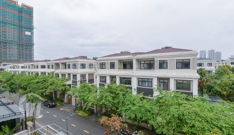 MInimally Furnished 4 Bedroom Villa For Rent In Starlake Hanoi Complex
