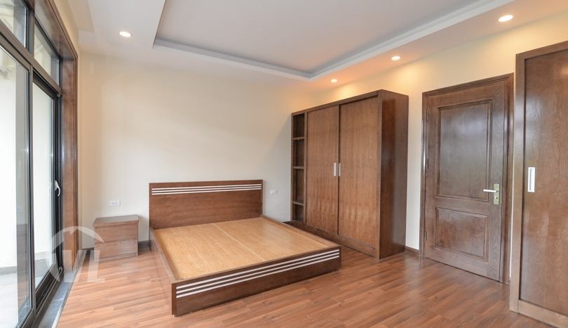 MInimally Furnished 4 Bedroom Villa For Rent In Starlake Hanoi Complex