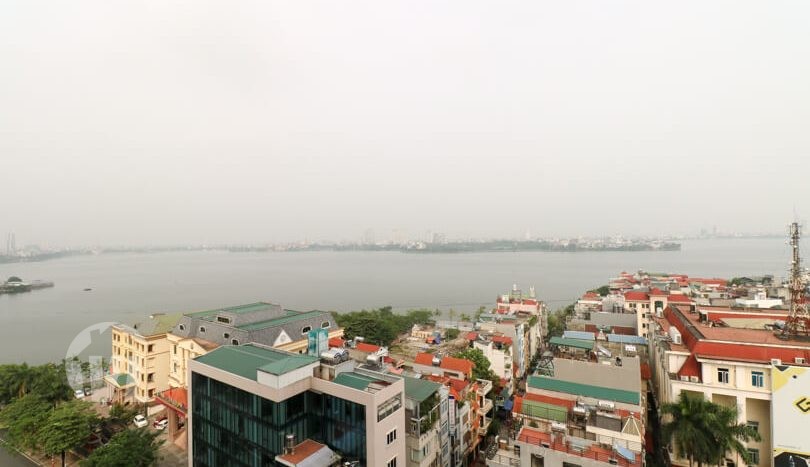 2 bedroom in watermark lac long quan, lake view