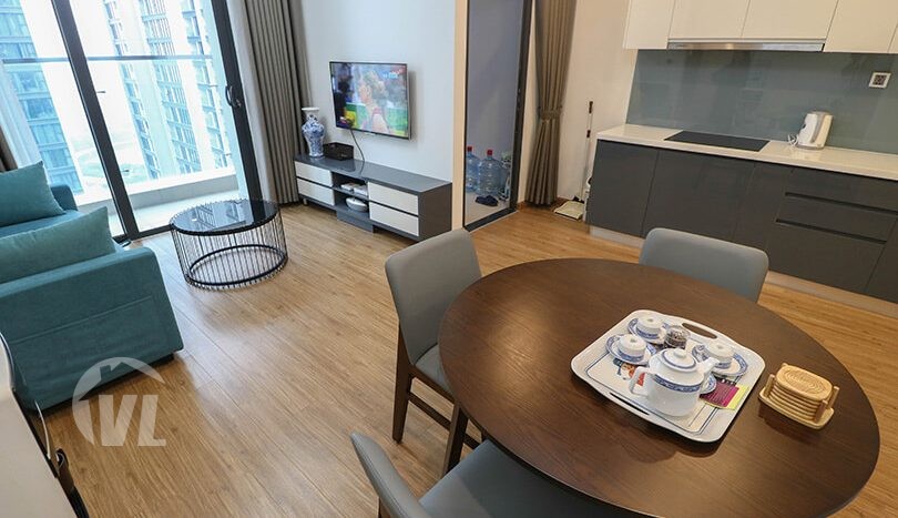 Modern furnished 1 bedroom apartment at Vinhomes Metropolis