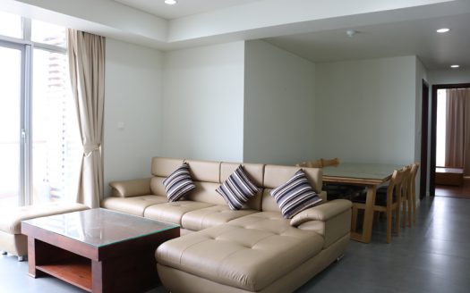 Lake View Well Furnished 3 Bedroom Apartment For Rent In Watermark Building