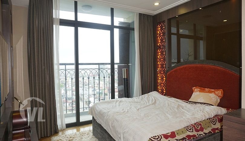 luxury-02-bedroom-apartment-in-hoang-thanh-near-vincom-ba-trieu (13)