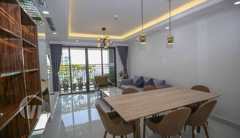 Lake view 3 bedroom apartment in D'le Roi Soleil Tay Ho