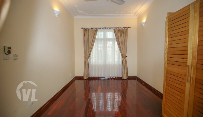 Semi-furnished detached house to rent in Tay Ho Hanoi