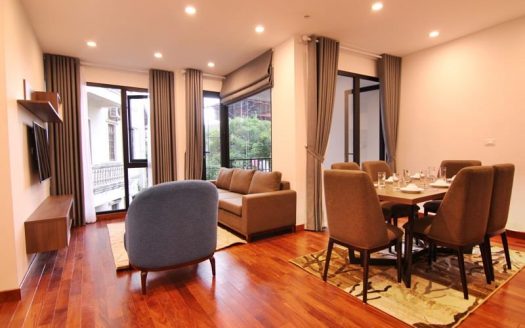modern-two-bedroom-apartment-in-to-ngoc-van-tay-ho (10)