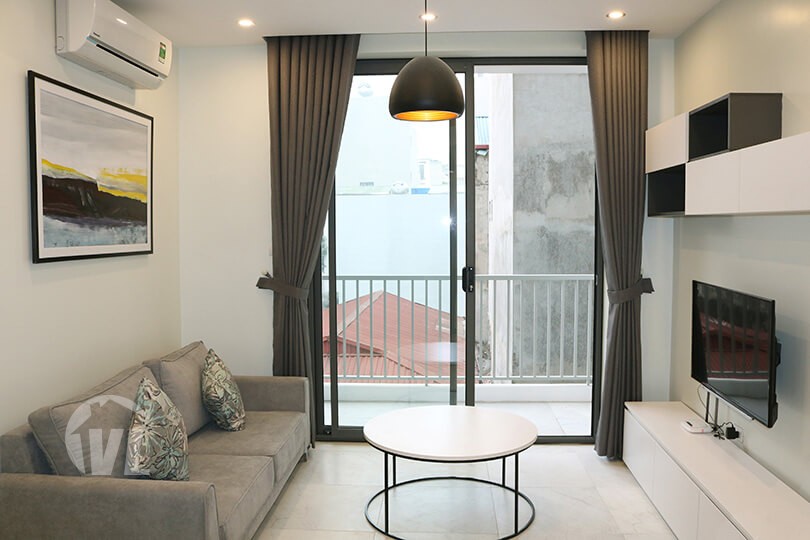 new-serviced-one-bedroom-apartment-in-doi-can-ba-dinh (11)