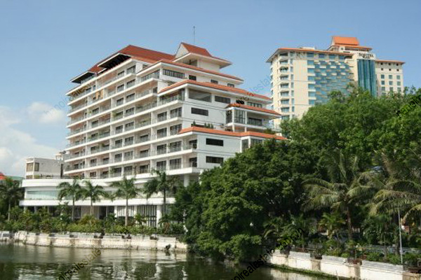 hanoi-lake-view-serviced-apartment-rent-2