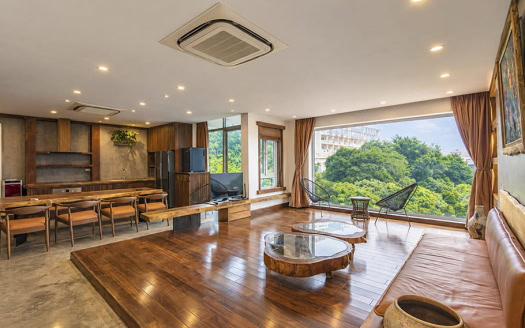 A spacious 3 bedroom apartment for rent near Joma coffee Tay Ho