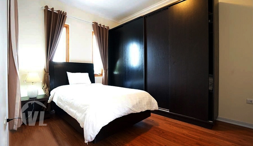Housekeeping services, Internet high-speed, Cable TV, Lift, 24/7 Security