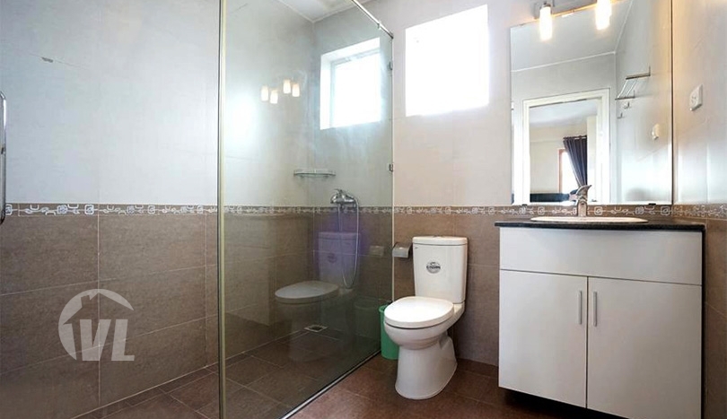 Housekeeping services, Internet high-speed, Cable TV, Lift, 24/7 Security