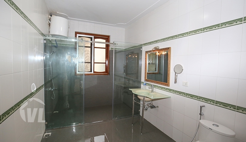 6 bedroom villa in Tay Ho with large garden and swimming pool