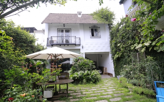 Beautiful garden house with 3 bedroom in Tay Ho Hanoi