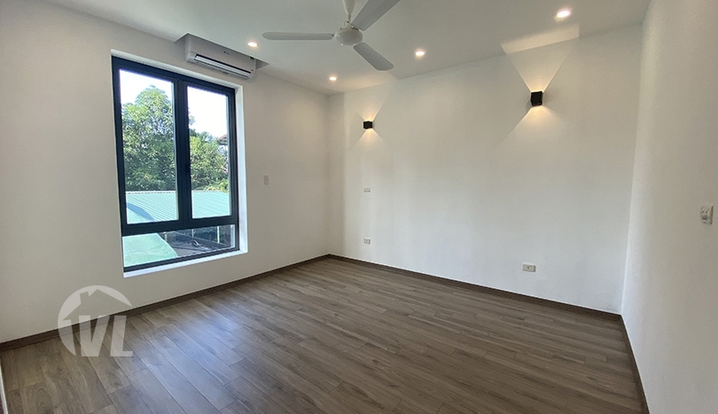 Brand new 4 bedroom house to rent in Tay Ho district 4 beds 4 baths