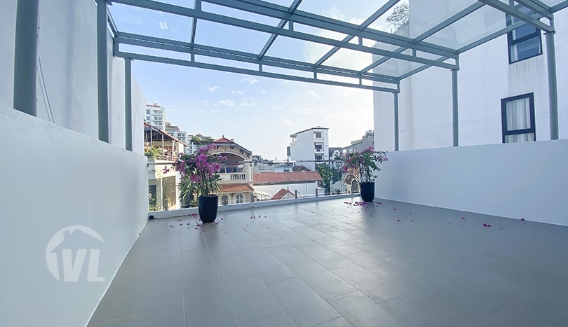 Brand new 4 bedroom house to rent in Tay Ho district 4 beds 4 baths